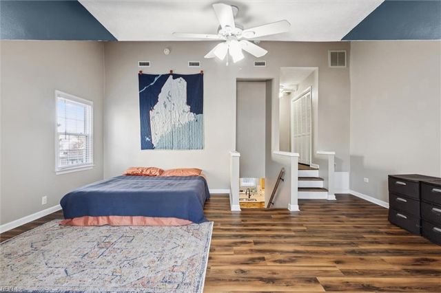 1244 Hatchland PL, Newport News, VA 23608