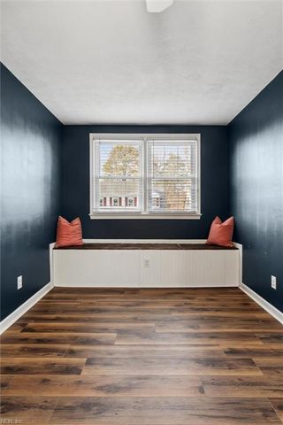 1244 Hatchland PL, Newport News, VA 23608