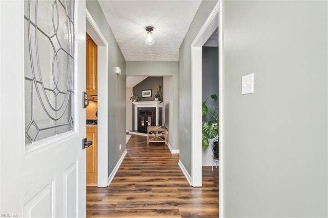 1244 Hatchland PL, Newport News, VA 23608