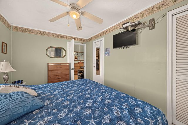 16606 Bermuda Way, Jamaica Beach, TX 77554