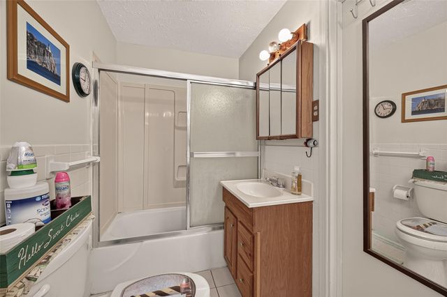 16606 Bermuda Way, Jamaica Beach, TX 77554