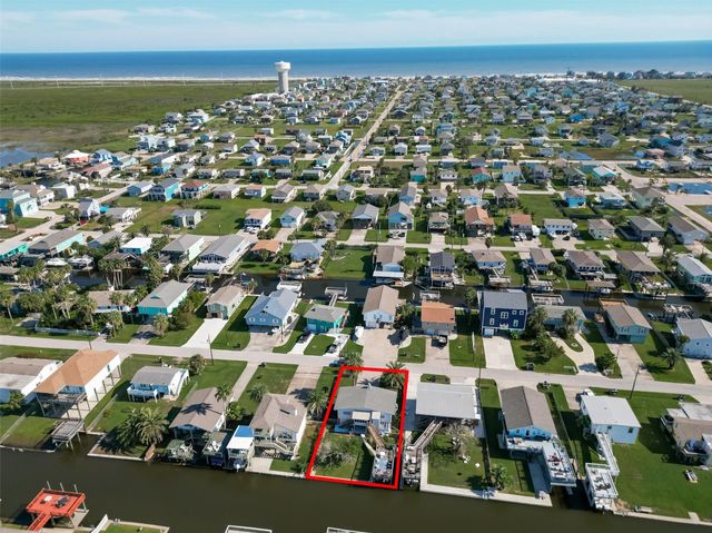 16606 Bermuda Way, Jamaica Beach, TX 77554