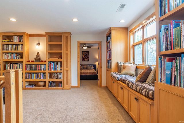 2753 E Pedigo Bay Drive, Bloomington, IN 47401