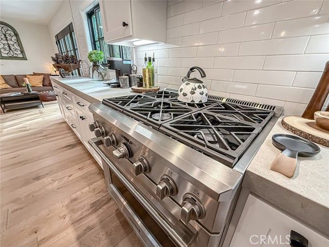 1079 Powderhorn Court, Oak Park, CA 91377