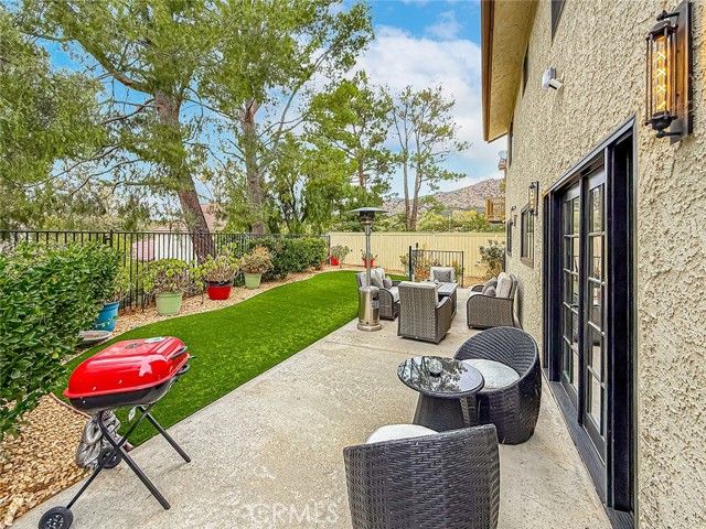 1079 Powderhorn Court, Oak Park, CA 91377
