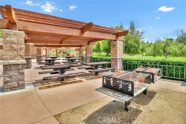 1079 Powderhorn Court, Oak Park, CA 91377