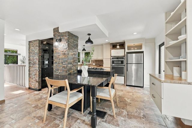 858 Arbor Road, Menlo Park, CA 94025