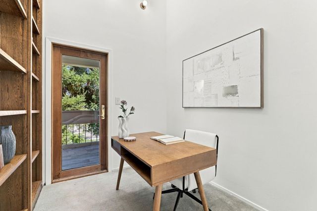 858 Arbor Road, Menlo Park, CA 94025