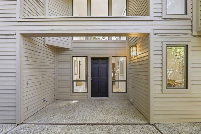 858 Arbor Road, Menlo Park, CA 94025