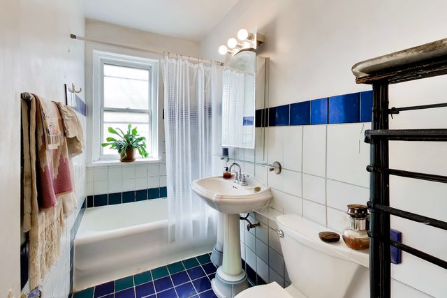 6430 N Glenwood Avenue 2J, Chicago, IL 60626