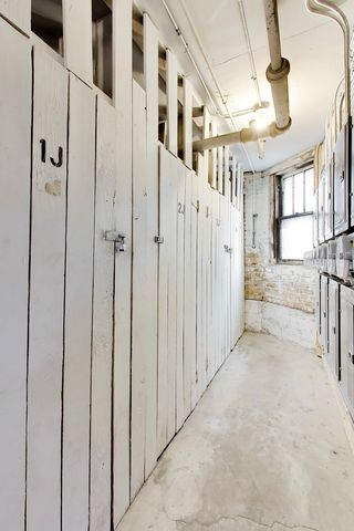 6430 N Glenwood Avenue 2J, Chicago, IL 60626