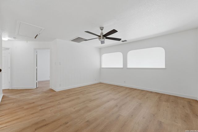 2429 ANGELINA DR, New Braunfels, TX 78130