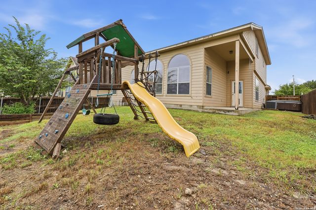 2429 ANGELINA DR, New Braunfels, TX 78130