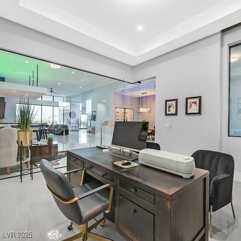 5400 Mello Avenue, Las Vegas, NV 89131