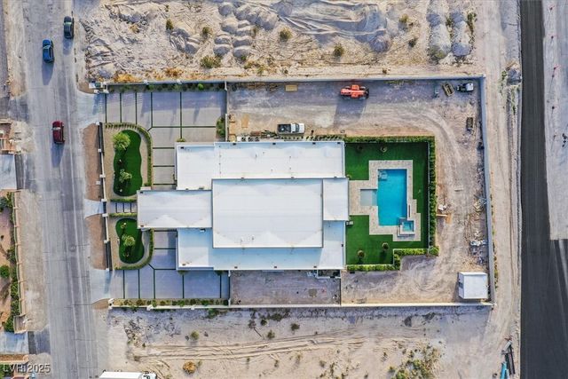 5400 Mello Avenue, Las Vegas, NV 89131