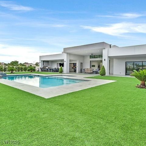 5400 Mello Avenue, Las Vegas, NV 89131