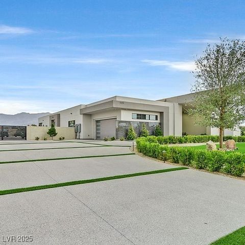 5400 Mello Avenue, Las Vegas, NV 89131