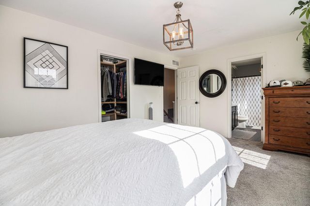 4893 Shadow Creek Drive, Hudsonville, MI 49426