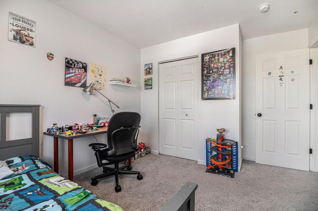 4893 Shadow Creek Drive, Hudsonville, MI 49426