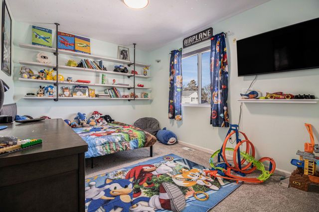 4893 Shadow Creek Drive, Hudsonville, MI 49426