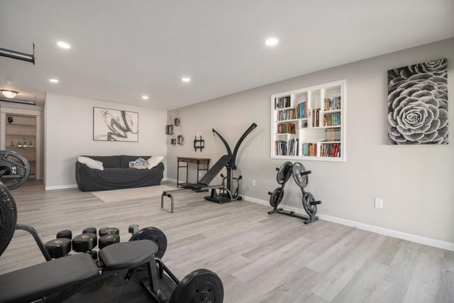 4893 Shadow Creek Drive, Hudsonville, MI 49426