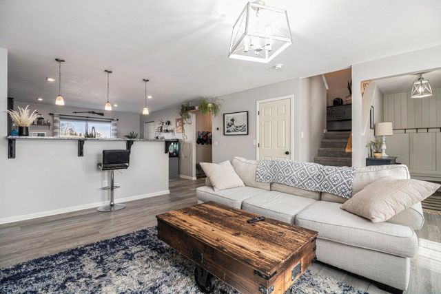 4893 Shadow Creek Drive, Hudsonville, MI 49426