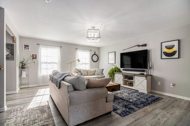 4893 Shadow Creek Drive, Hudsonville, MI 49426