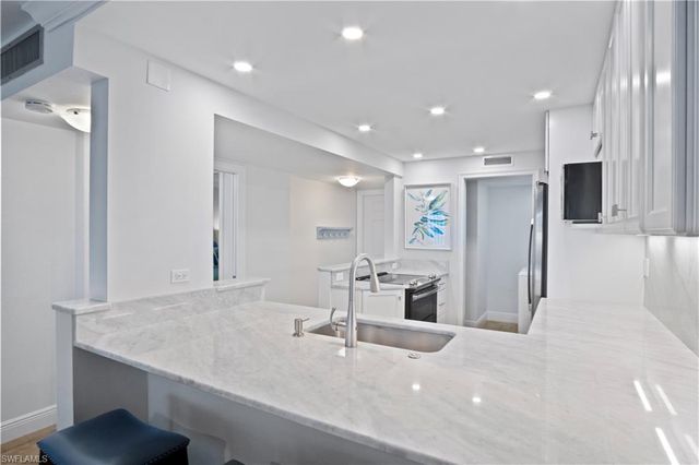 25900 Hickory BLVD 206, Bonita Springs, FL 34134