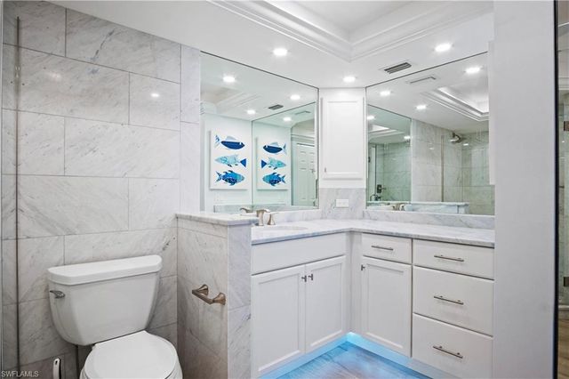 25900 Hickory BLVD 206, Bonita Springs, FL 34134