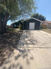 9702 Timber Path, San Antonio, TX 78250