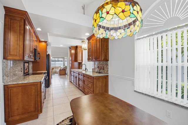 2319 Saratoga Bay Drive, West Palm Beach, FL 33409