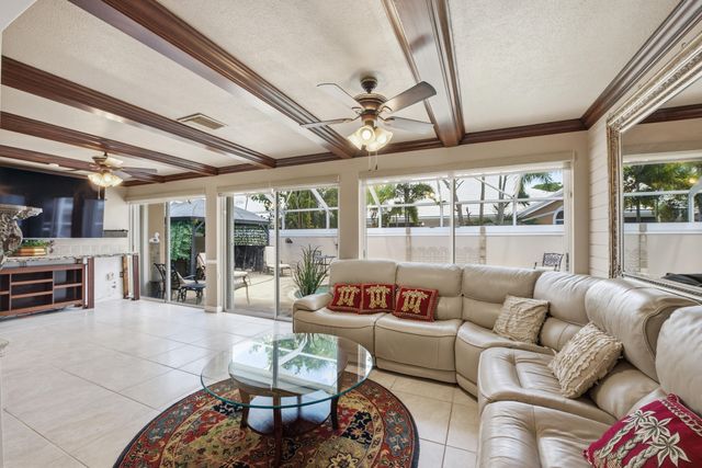 2319 Saratoga Bay Drive, West Palm Beach, FL 33409