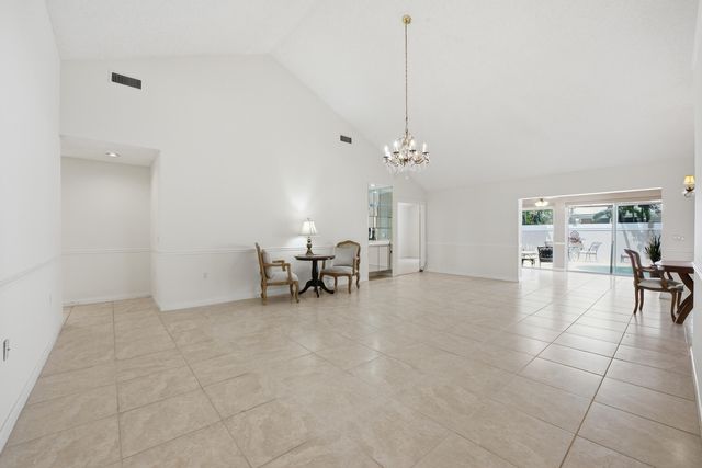 2319 Saratoga Bay Drive, West Palm Beach, FL 33409