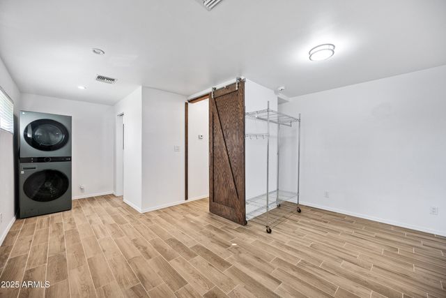 1014 E ORANGE Drive, Phoenix, AZ 85014