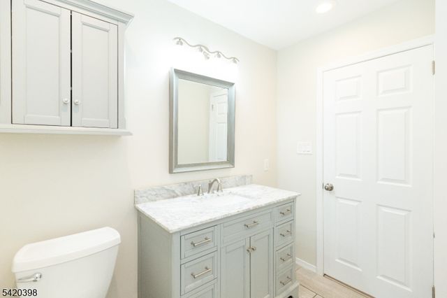 1605 Windrew Ave, South Plainfield Boro, NJ 07080