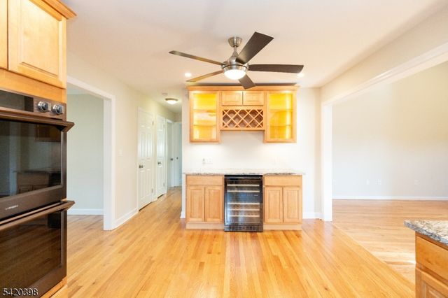 1605 Windrew Ave, South Plainfield Boro, NJ 07080