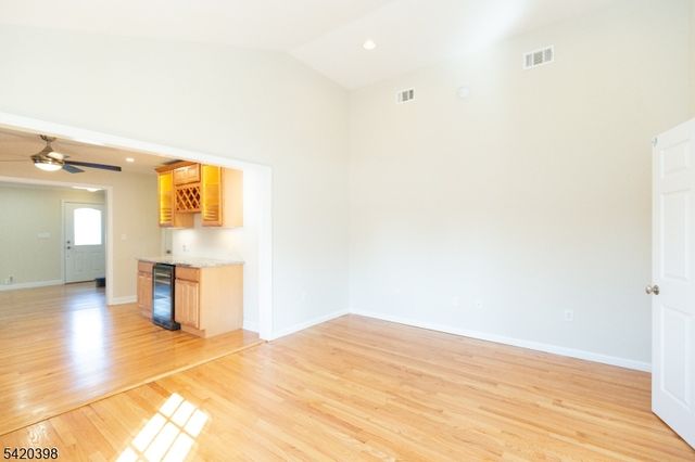 1605 Windrew Ave, South Plainfield Boro, NJ 07080