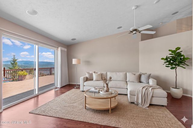 5522 E Aripa Rd, Harrison, ID 83833