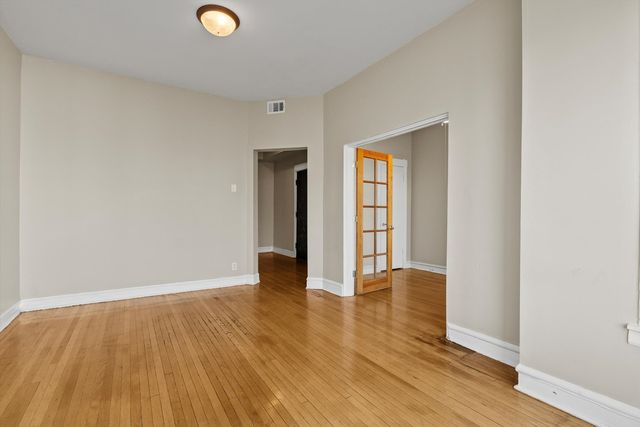 5618 S Prairie Avenue 2, Chicago, IL 60637
