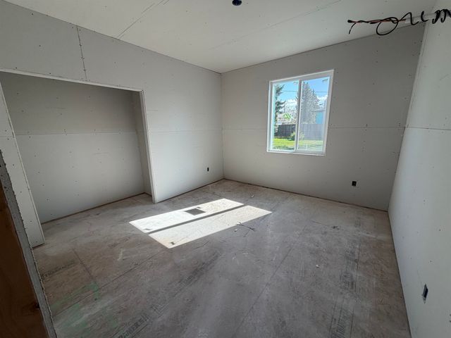17628 E ALKI Ave, Spokane Valley, WA 99016
