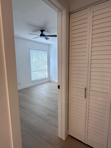 544 Shady Pine Way A, Greenacres, FL 33415