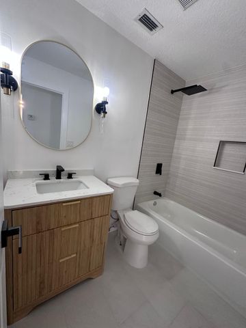 544 Shady Pine Way A, Greenacres, FL 33415