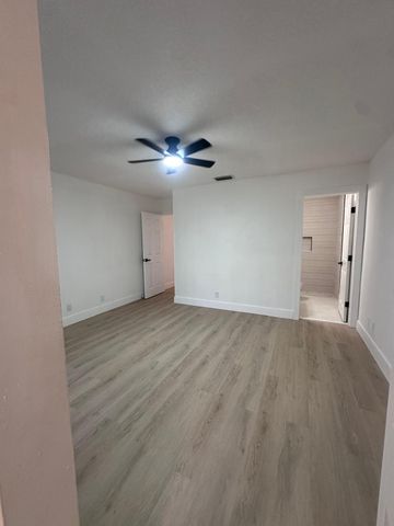 544 Shady Pine Way A, Greenacres, FL 33415