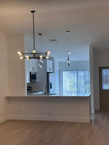 544 Shady Pine Way A, Greenacres, FL 33415