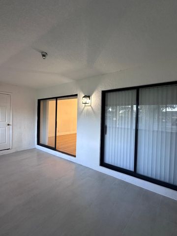 544 Shady Pine Way A, Greenacres, FL 33415