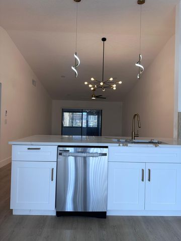 544 Shady Pine Way A, Greenacres, FL 33415