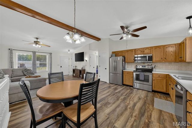 29 Rawhide Court, Warrenton, MO 63383