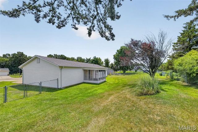 29 Rawhide Court, Warrenton, MO 63383