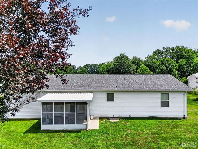 29 Rawhide Court, Warrenton, MO 63383