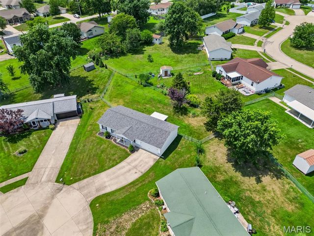 29 Rawhide Court, Warrenton, MO 63383